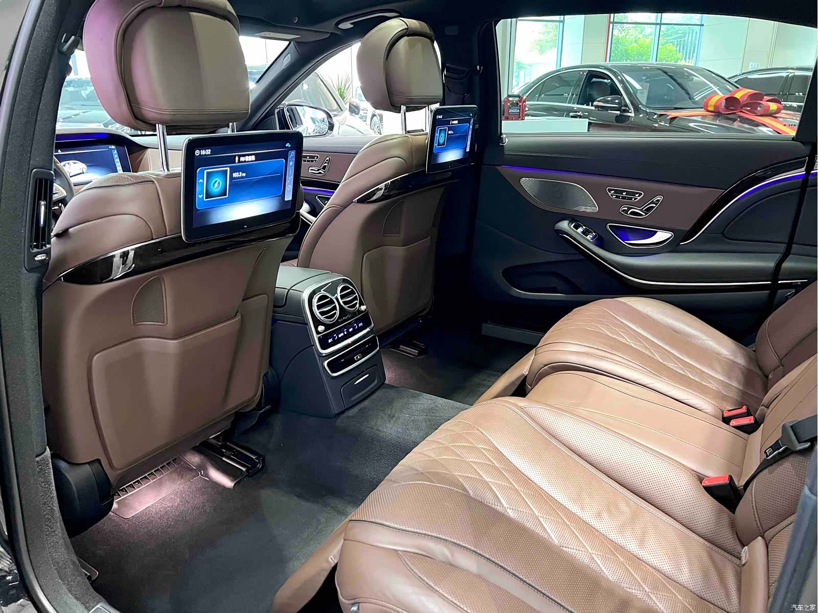 Maybach S-Class, 2019 9