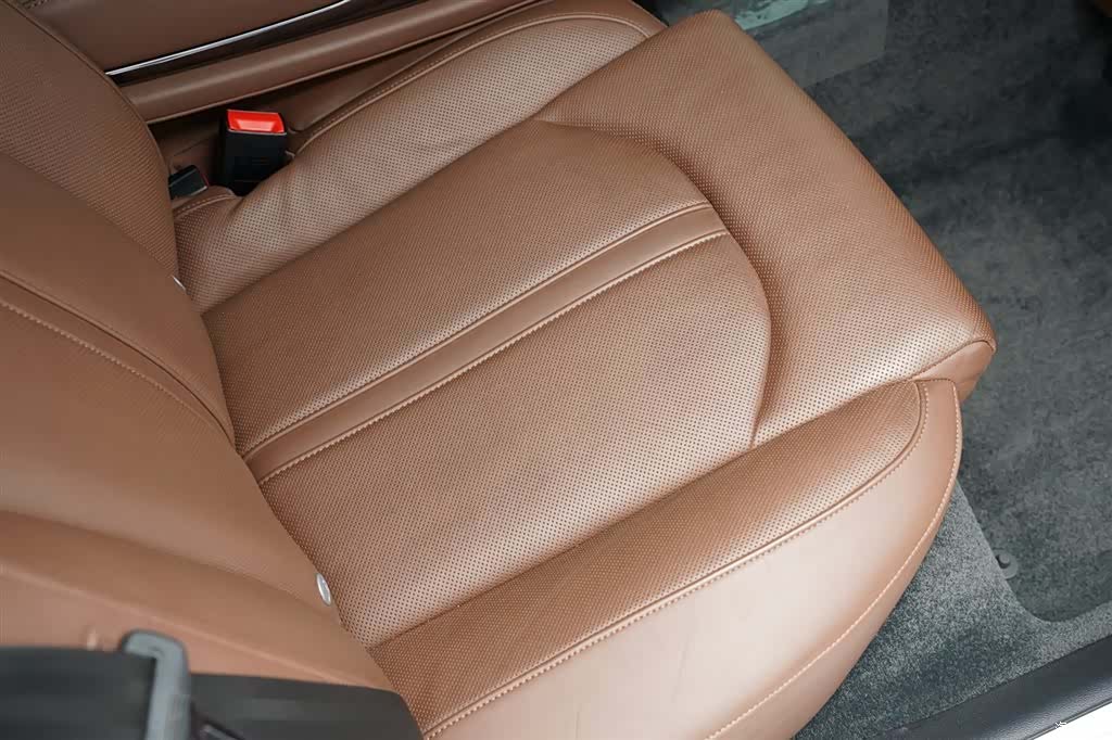 Audi A8L, 2016 26