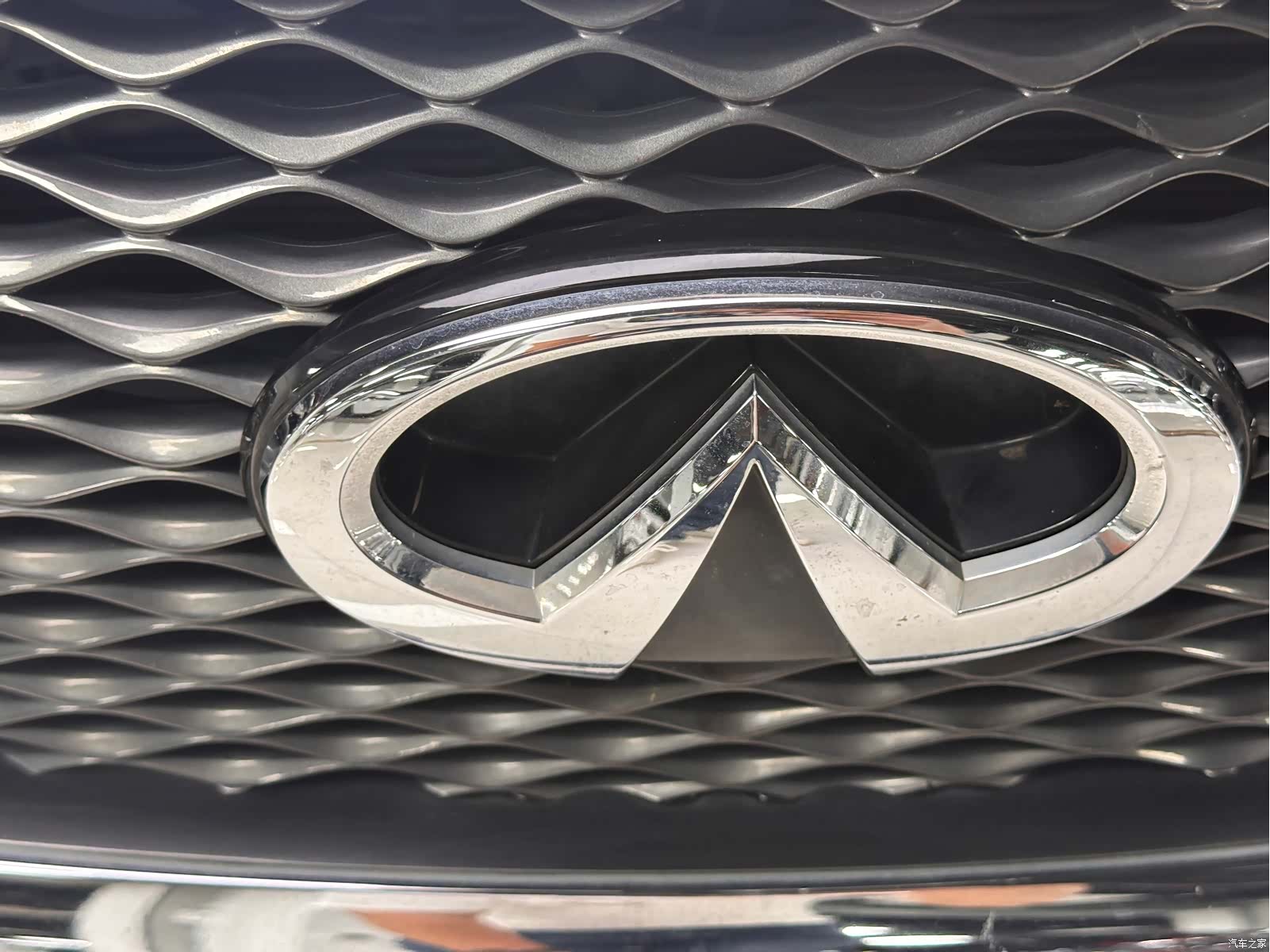 Infiniti Q50L, 2016 18