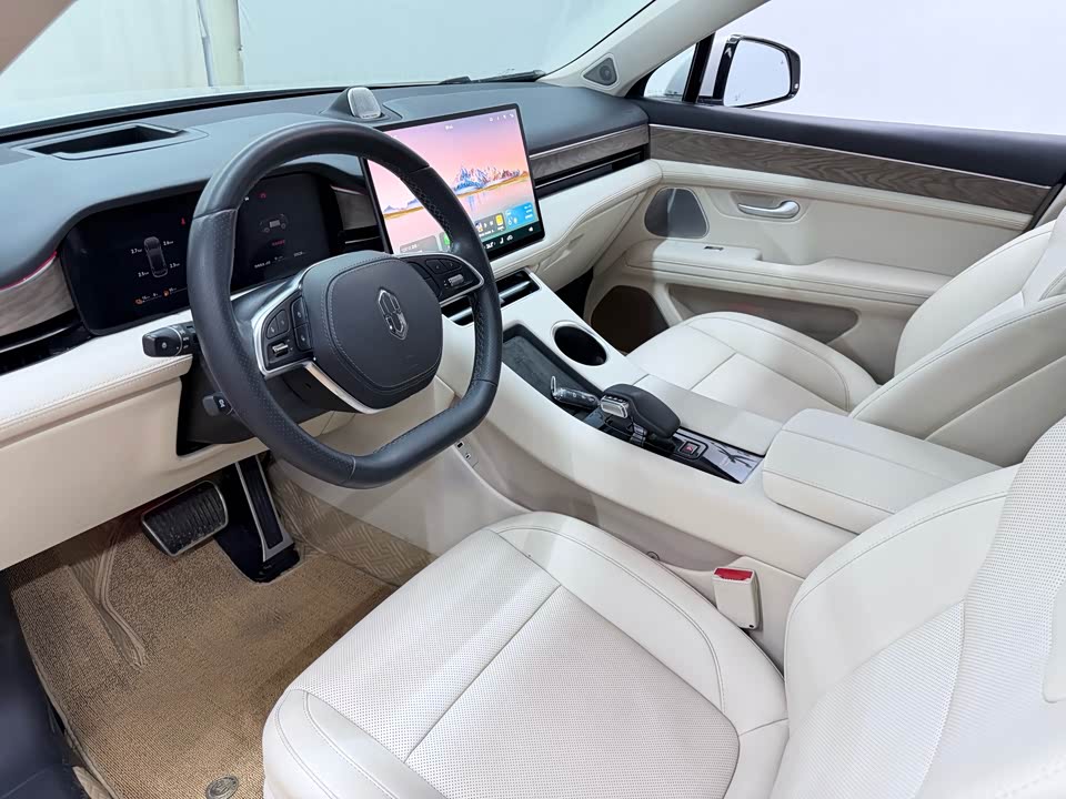 AITO Ask the world M5