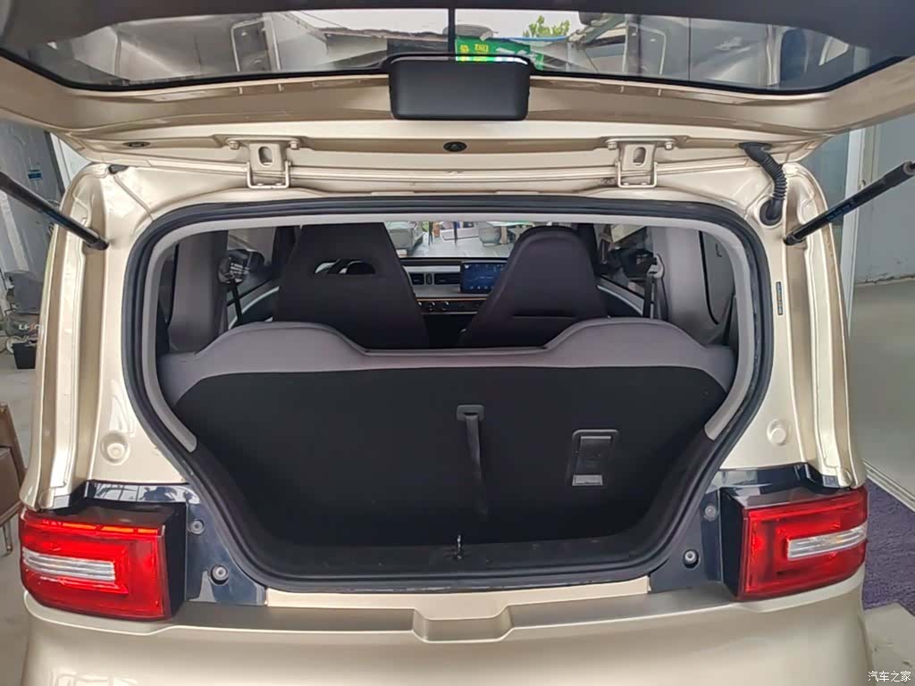 Wuling MINIEV, 2021 19