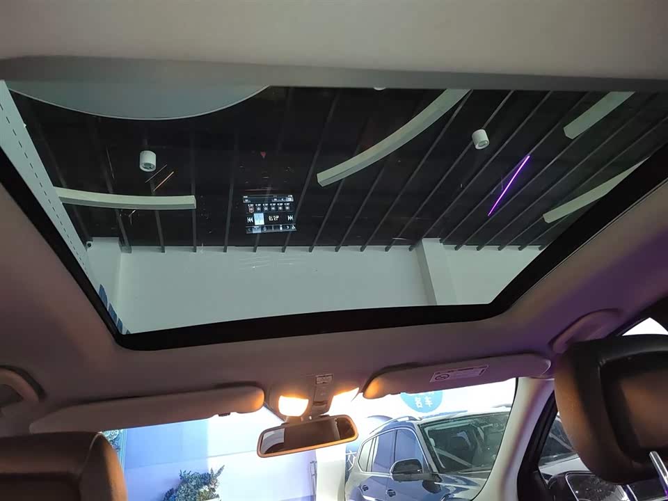 Mercedes-Benz R-class