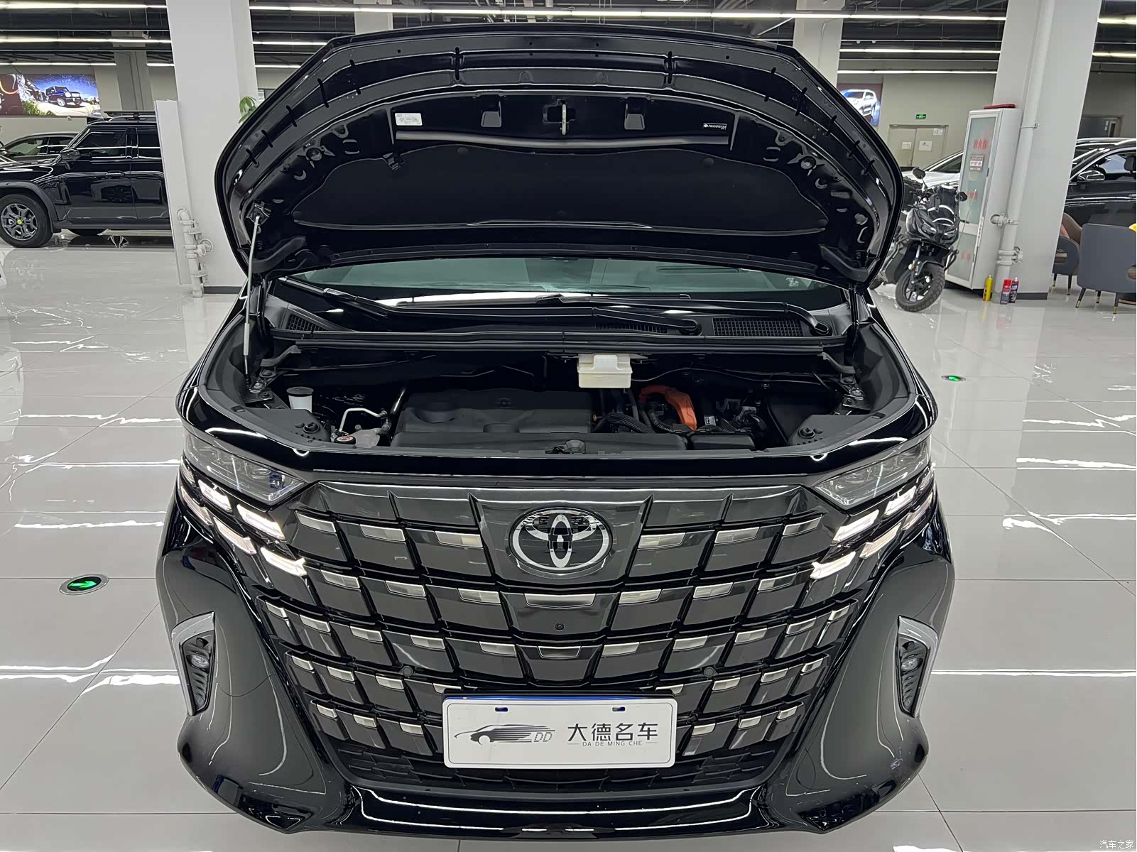Toyota Alphard, 2026 27