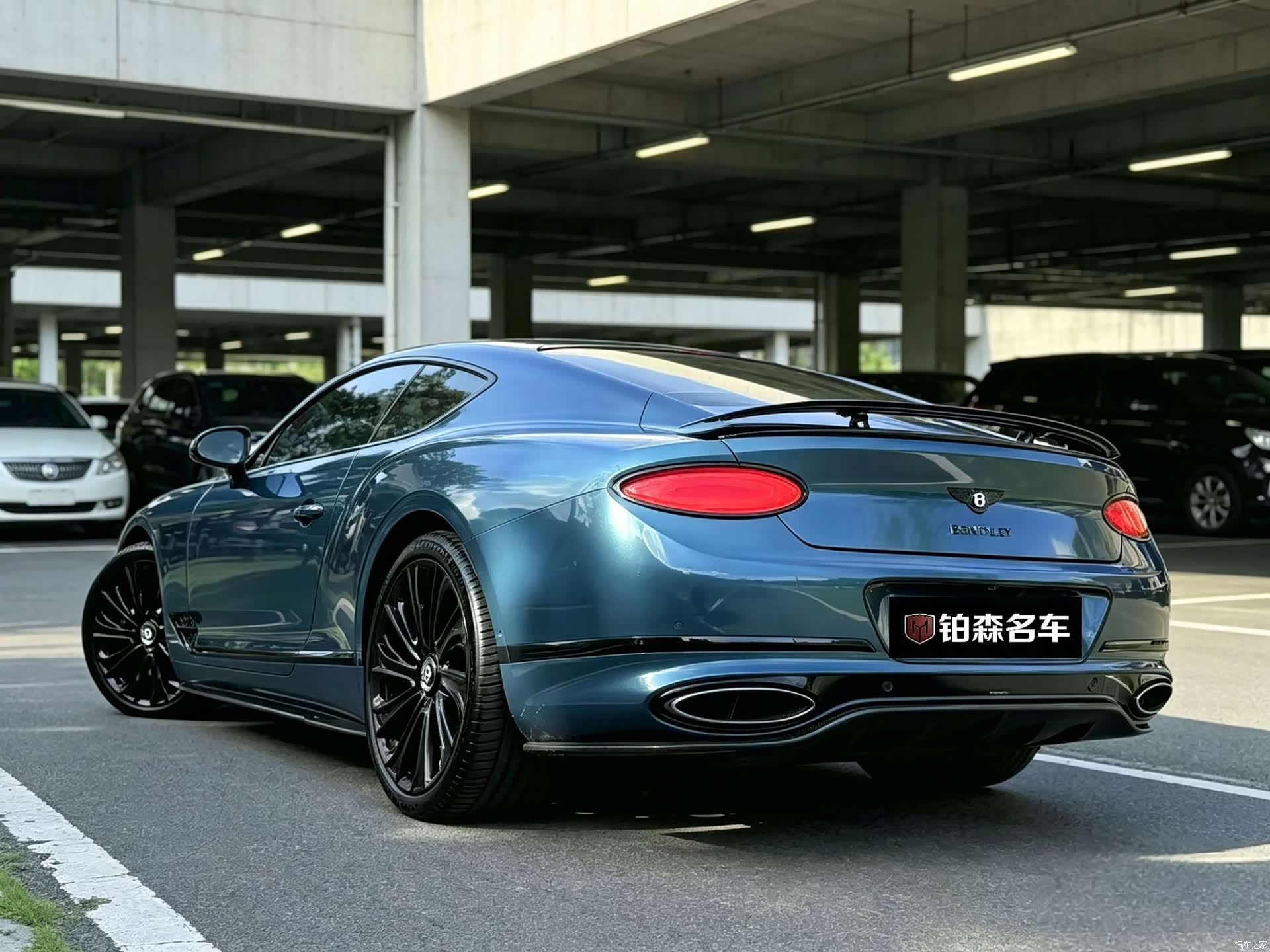 Bentley Continental GT, 2020 3
