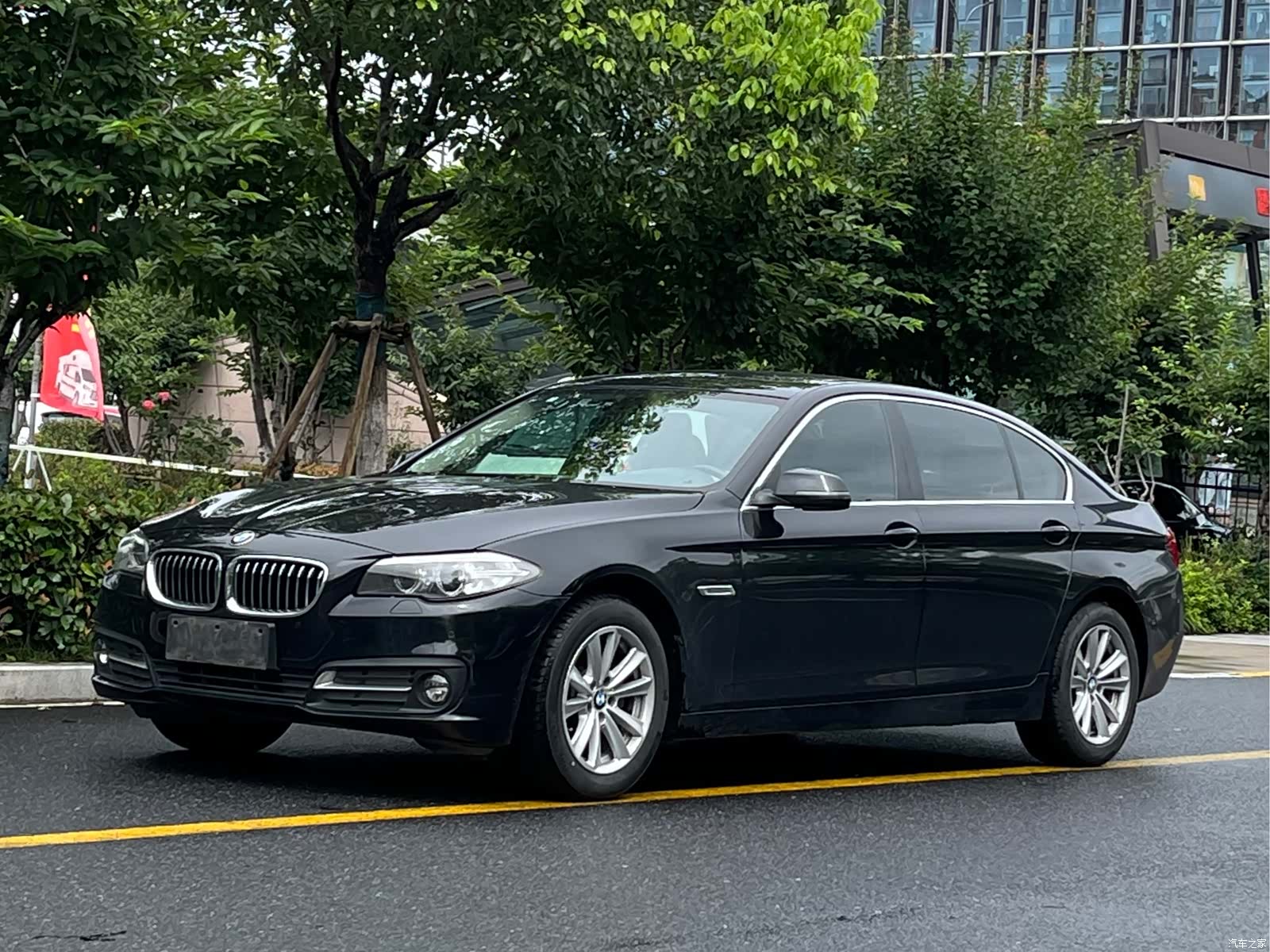 BMW 5 Series, 2016 1