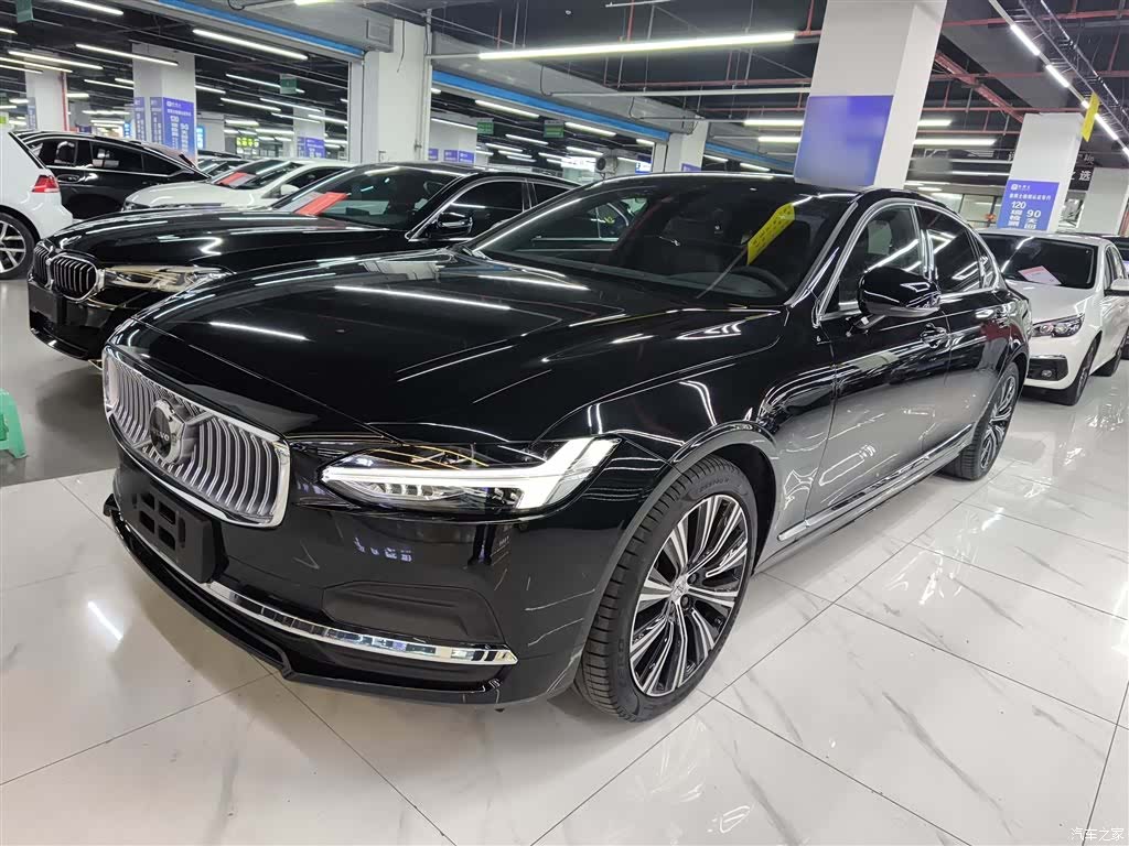 Volvo S90, 2025 1