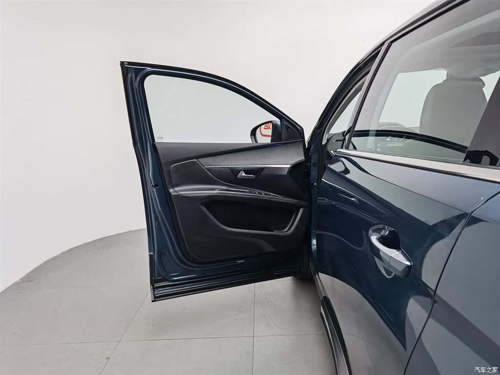 Peugeot 5008, 2017 8