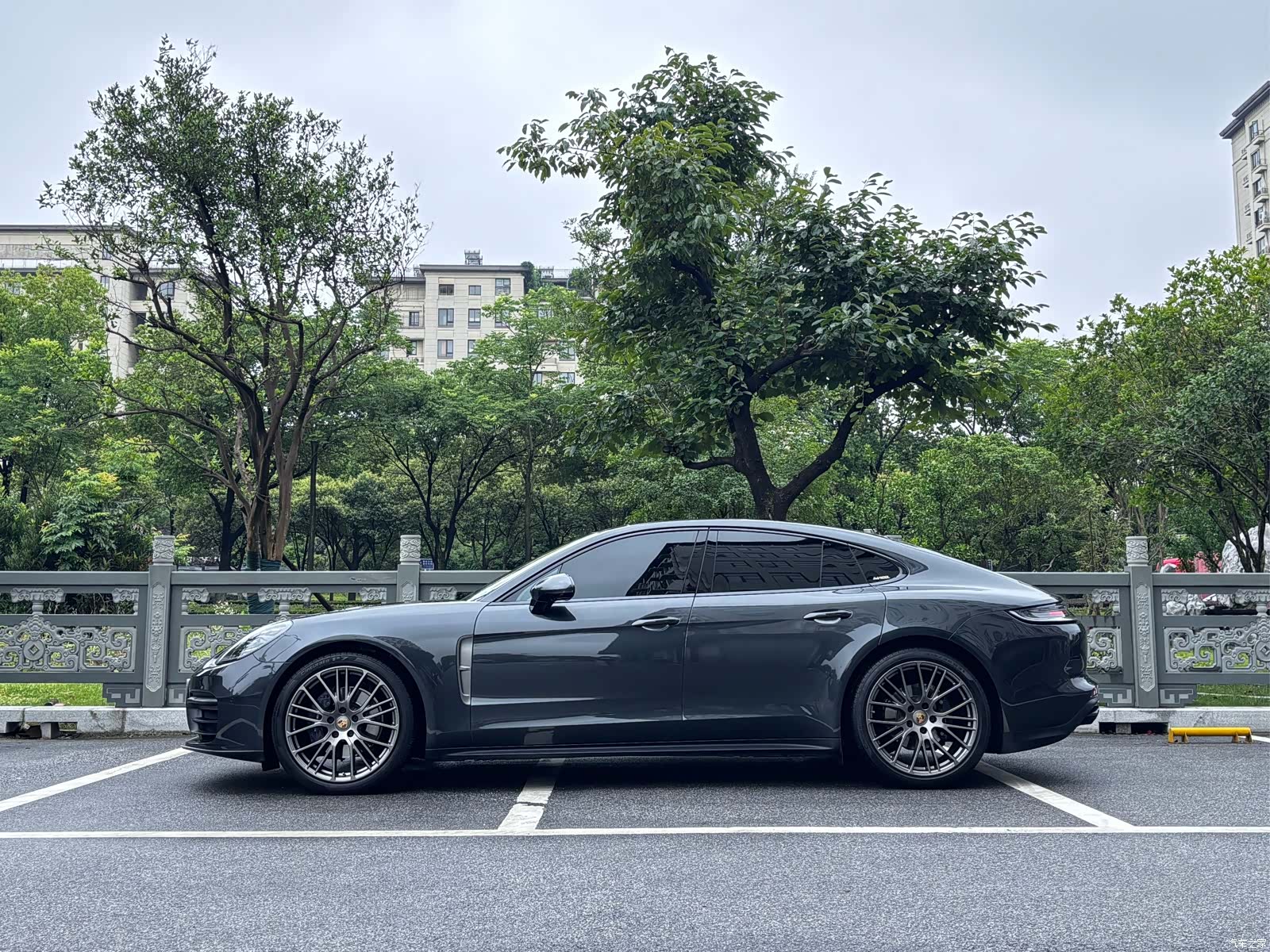 Porsche Panamera, 2022 4