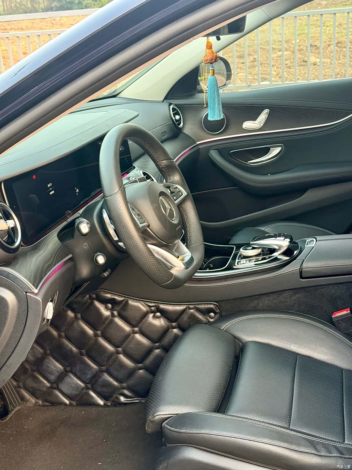 Mercedes-Benz E-Class, 2017 14