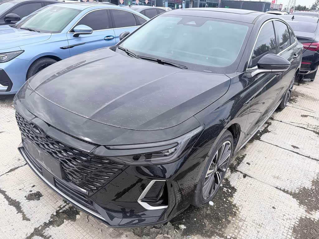 Chery Arrizo 8
