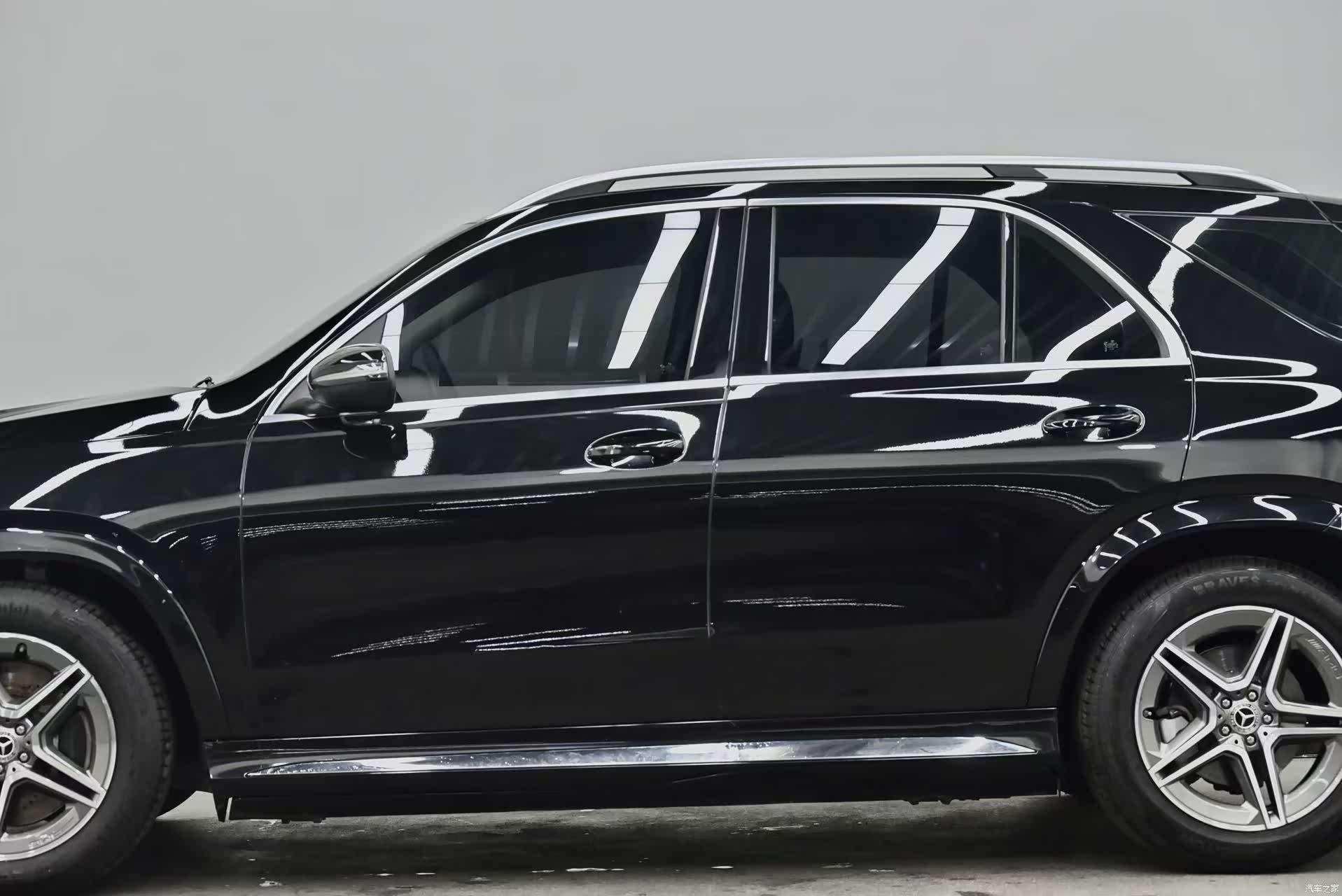 Mercedes-Benz GLE, 2023 14