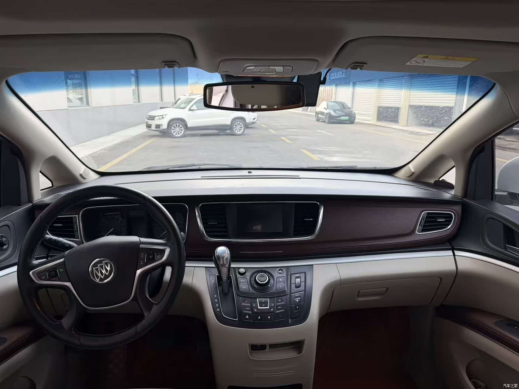 Buick GL8, 2019 6