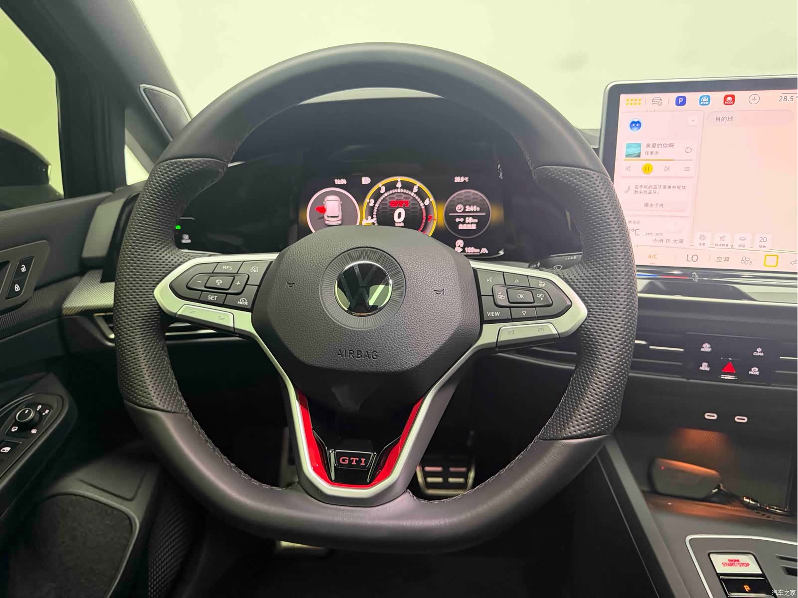 Volkswagen Golf, 2026 6