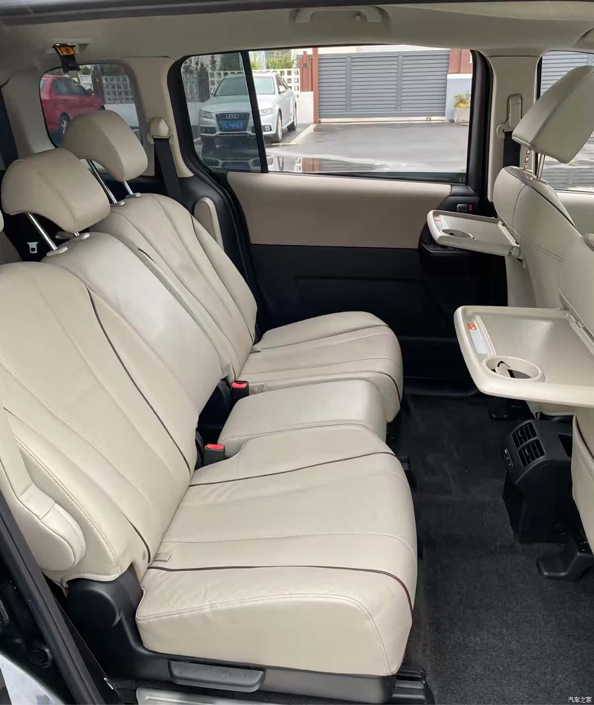 Mazda 5, 2012 7
