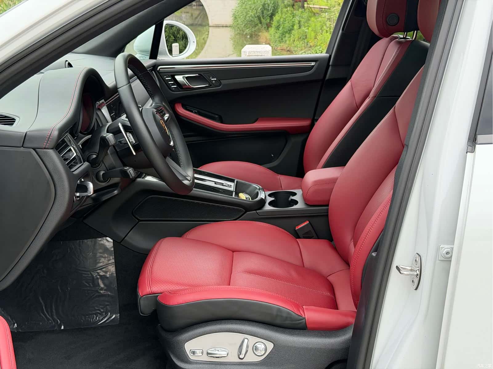Porsche Macan, 2023 7