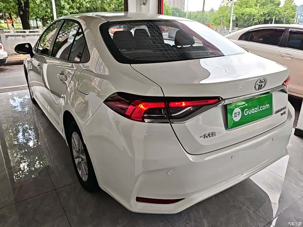 Toyota Corolla, 2023 все фото