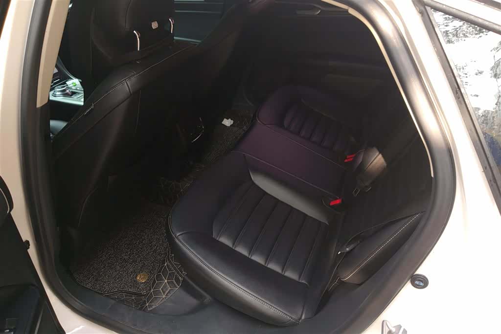 Ford Mondeo, 2021 11