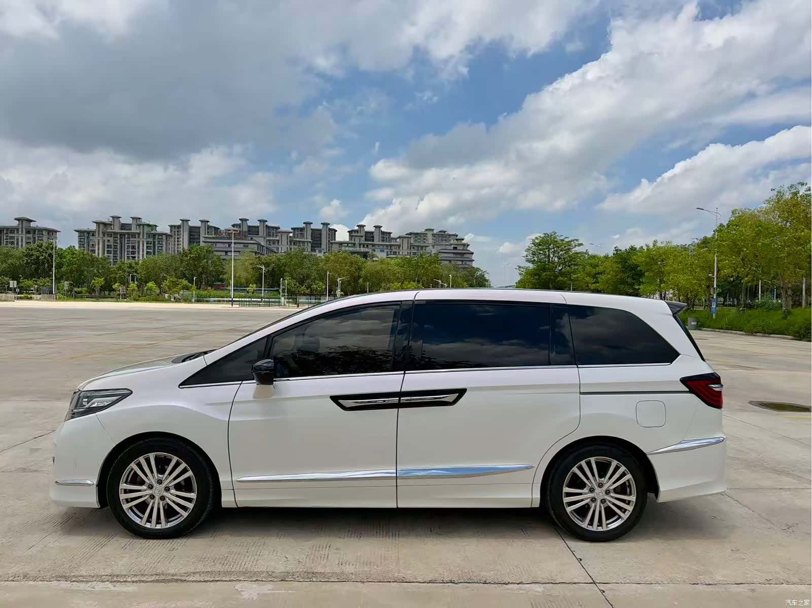 Honda Elysion, 2019 8