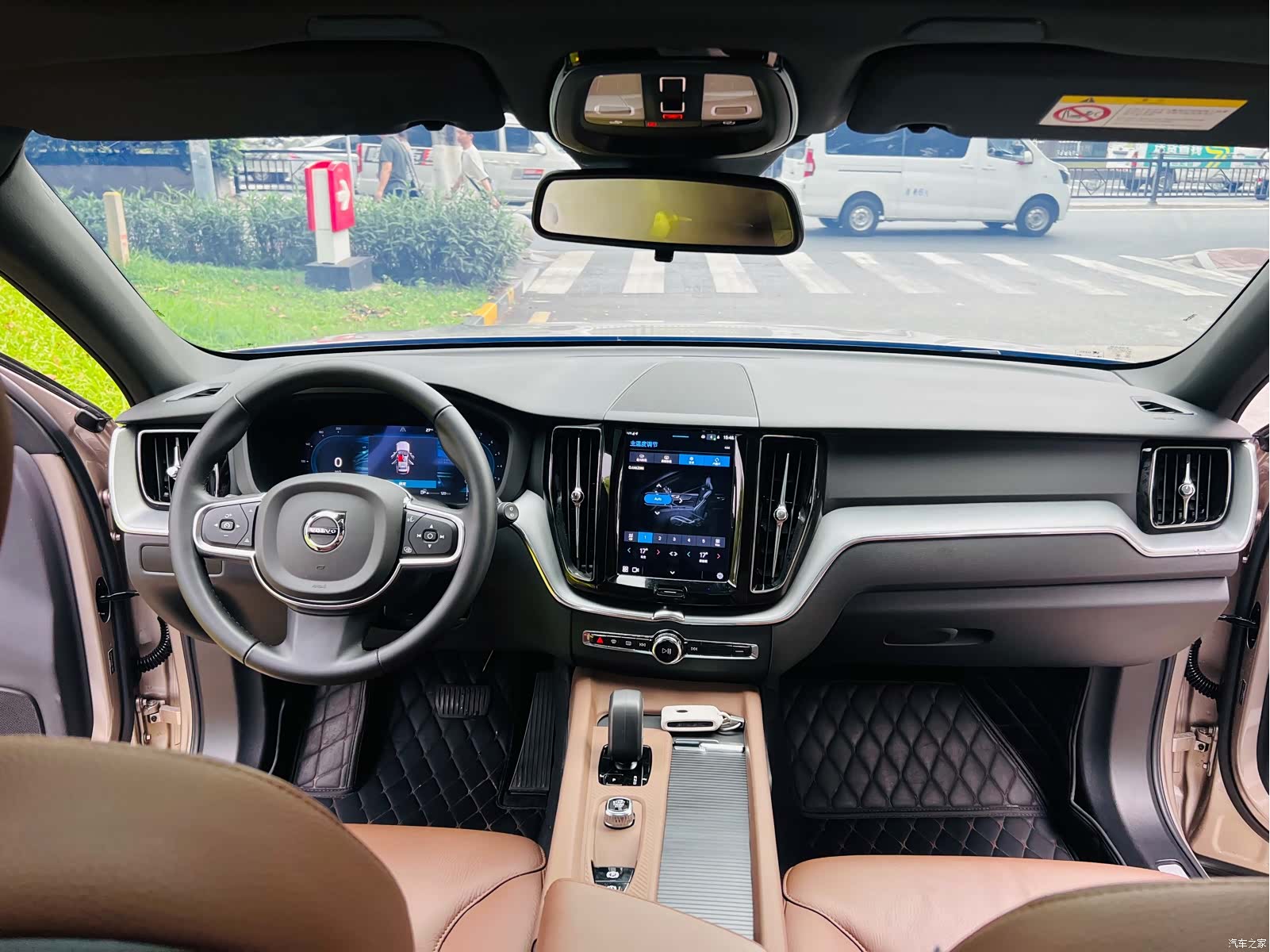 Volvo XC60, 2025 16