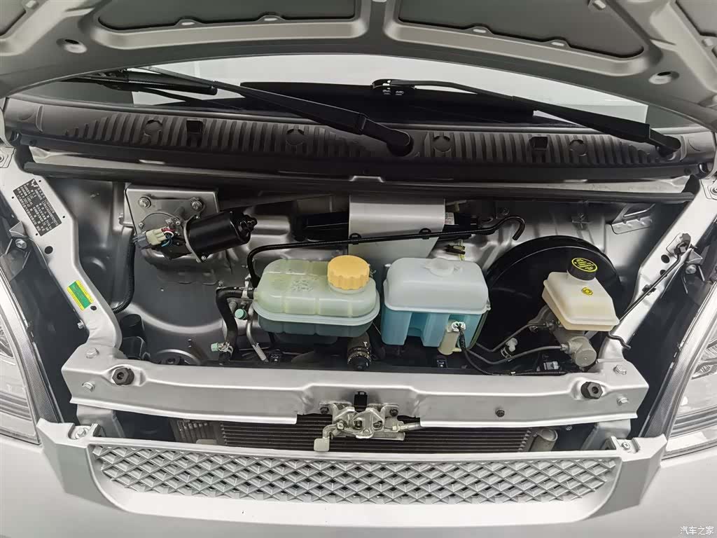 Wuling L3C, 2022 6