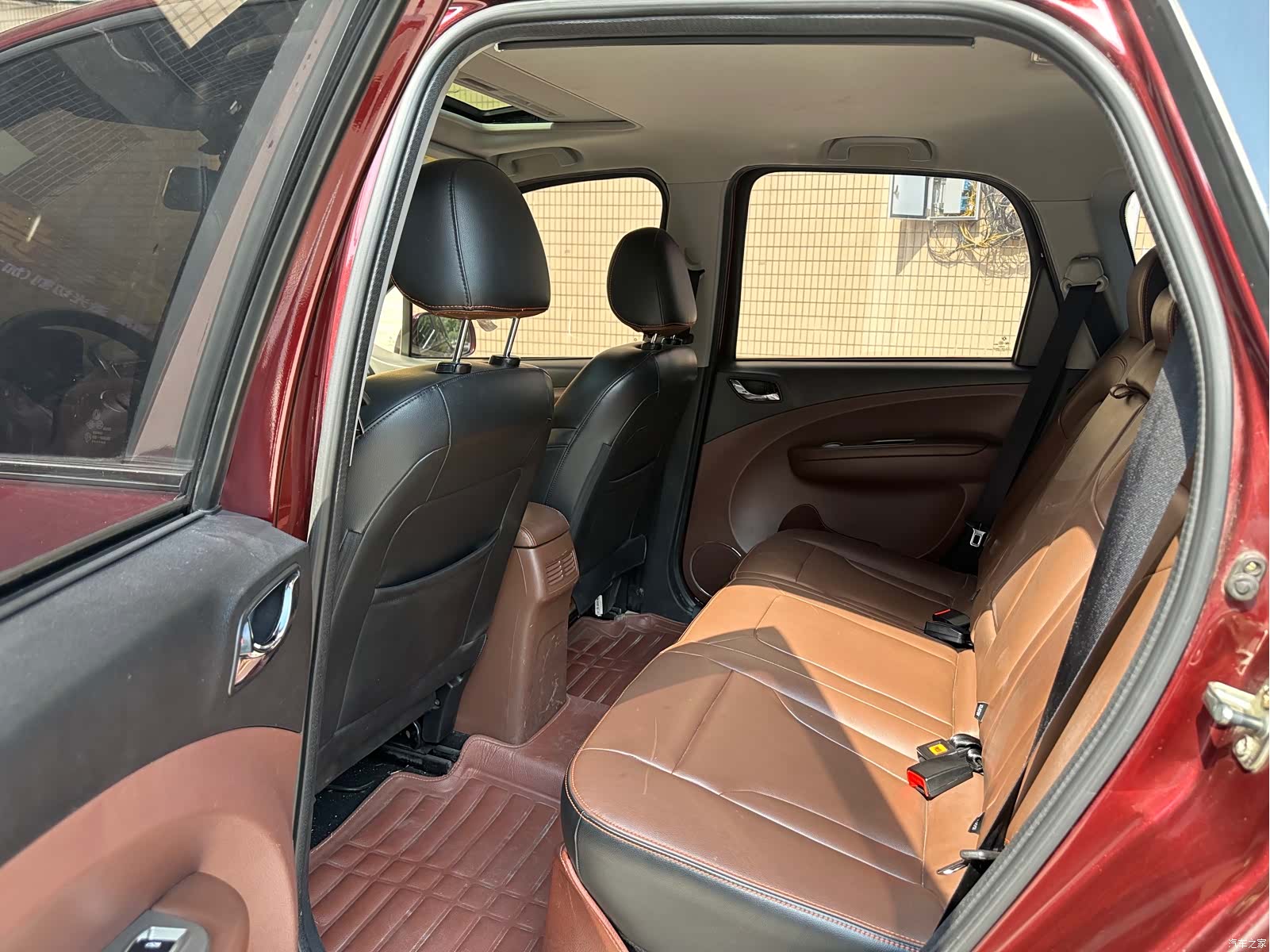 DongFeng X5, 2016 6