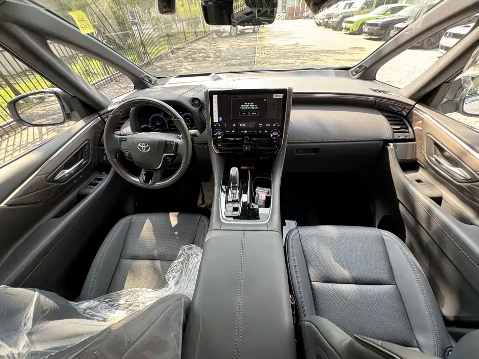 Toyota Elfa
