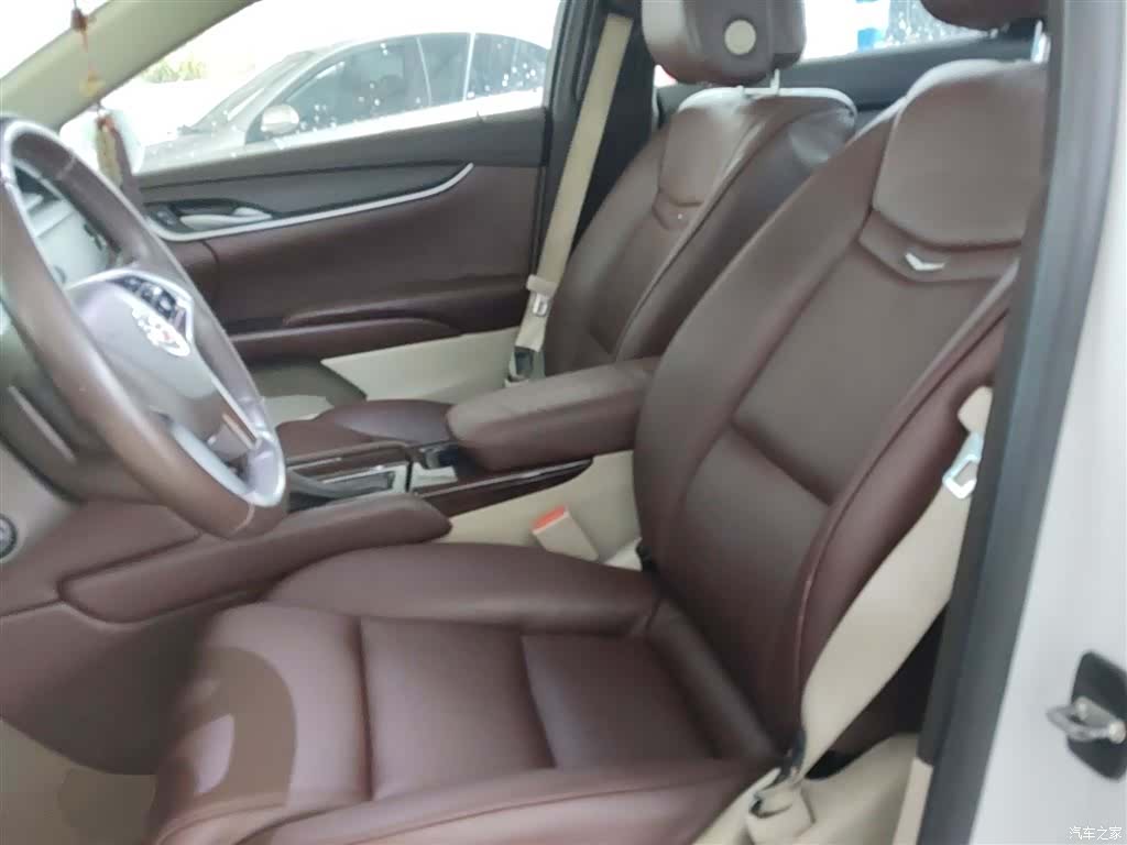 Cadillac XTS, 2015 15