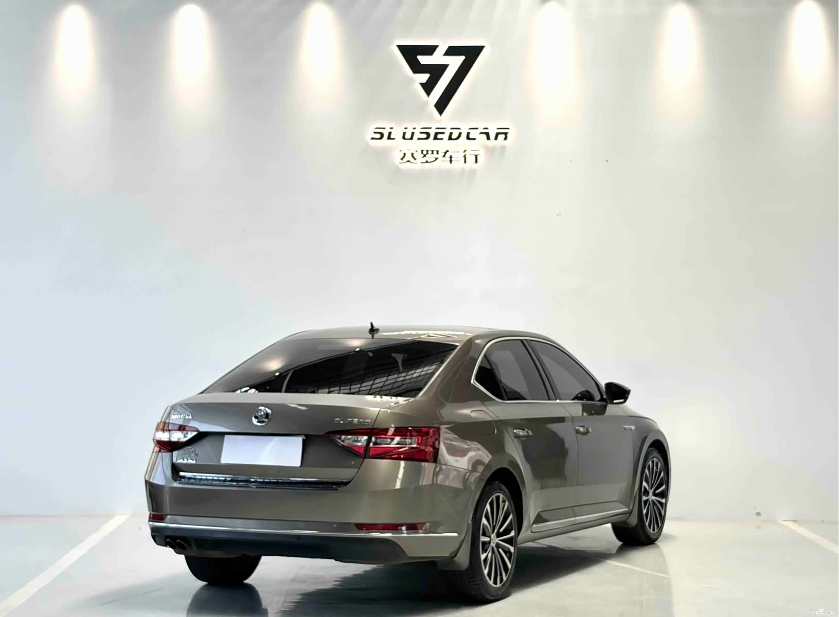 Skoda Superb, 2017 9