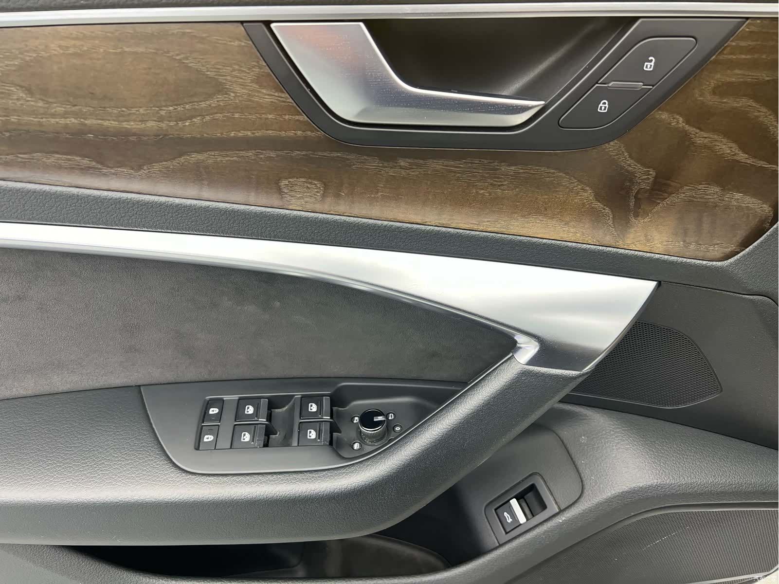 Audi A6L, 2019 3