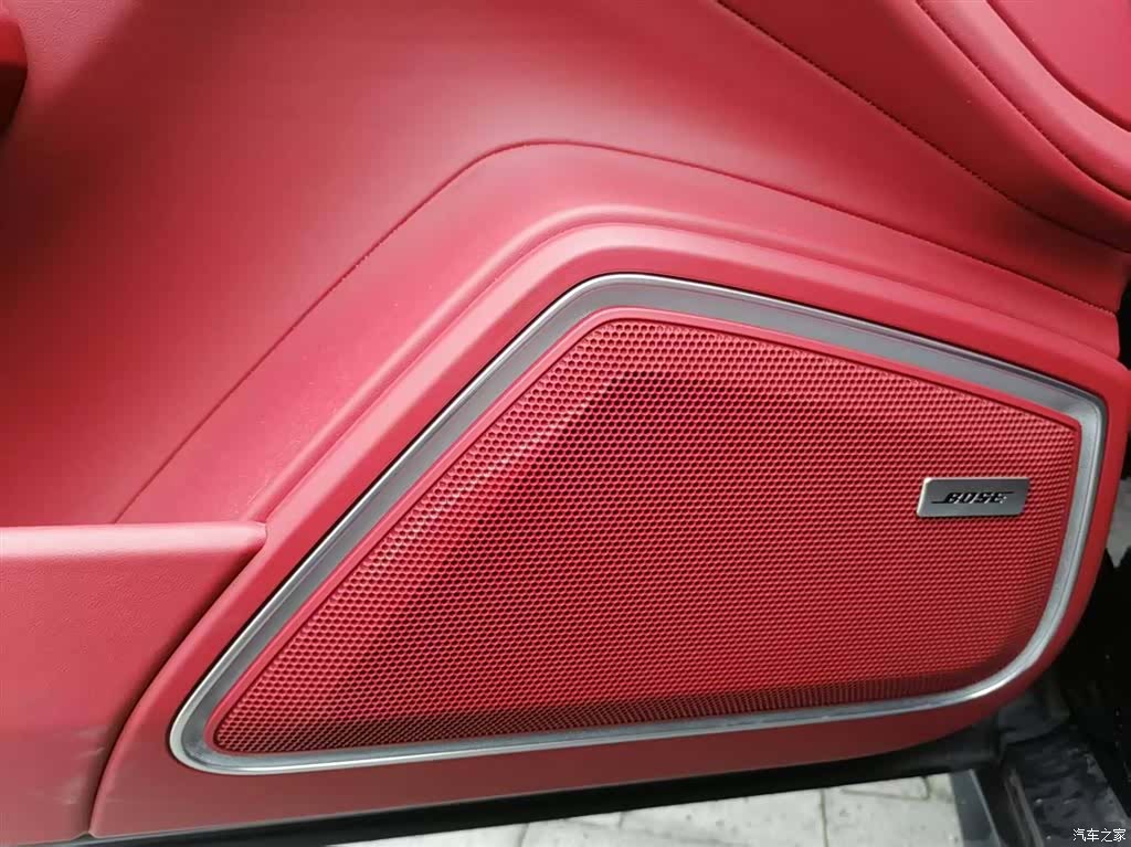 Porsche Panamera, 2023 10