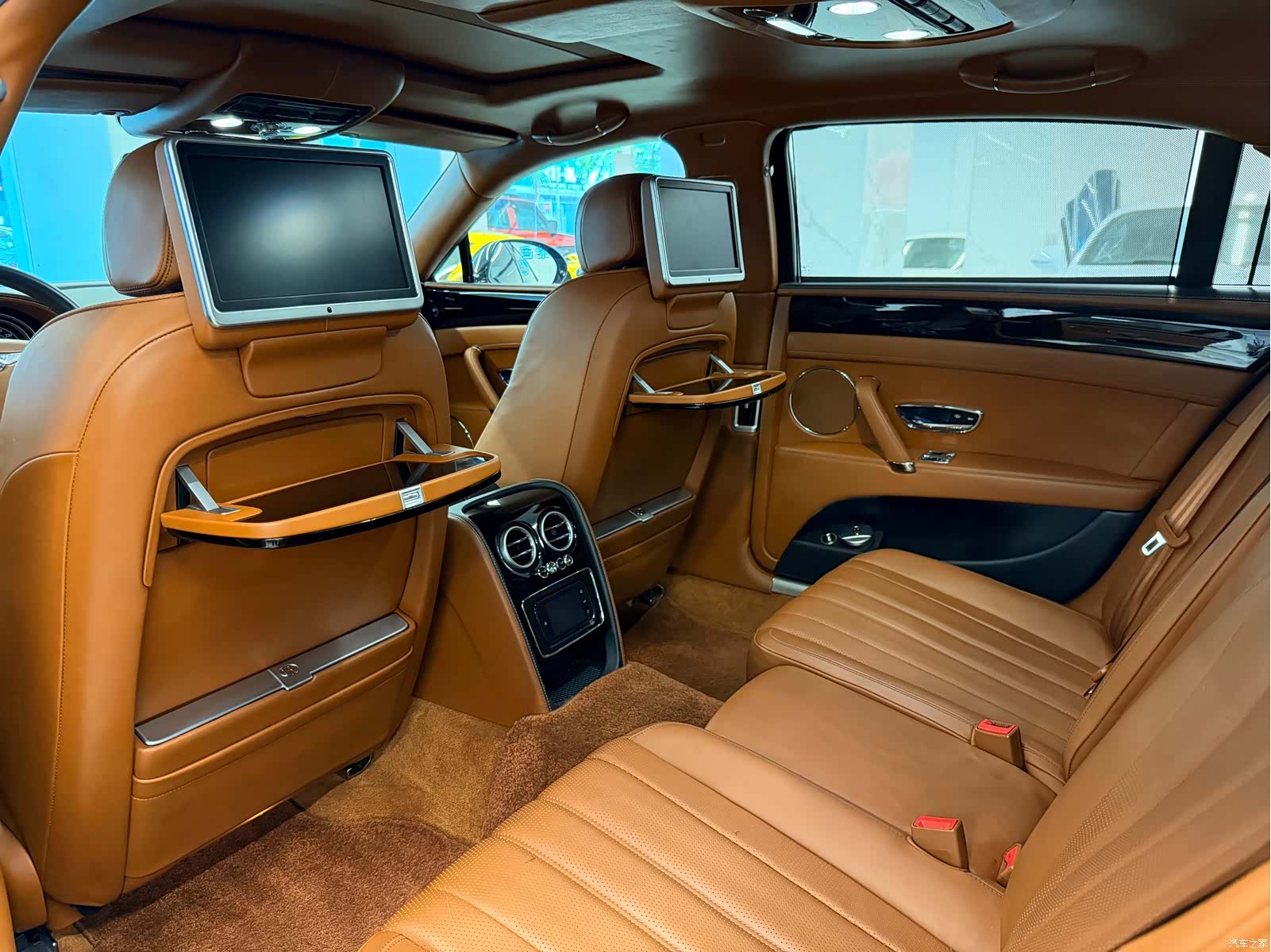 Bentley Flying Spur, 2014 8