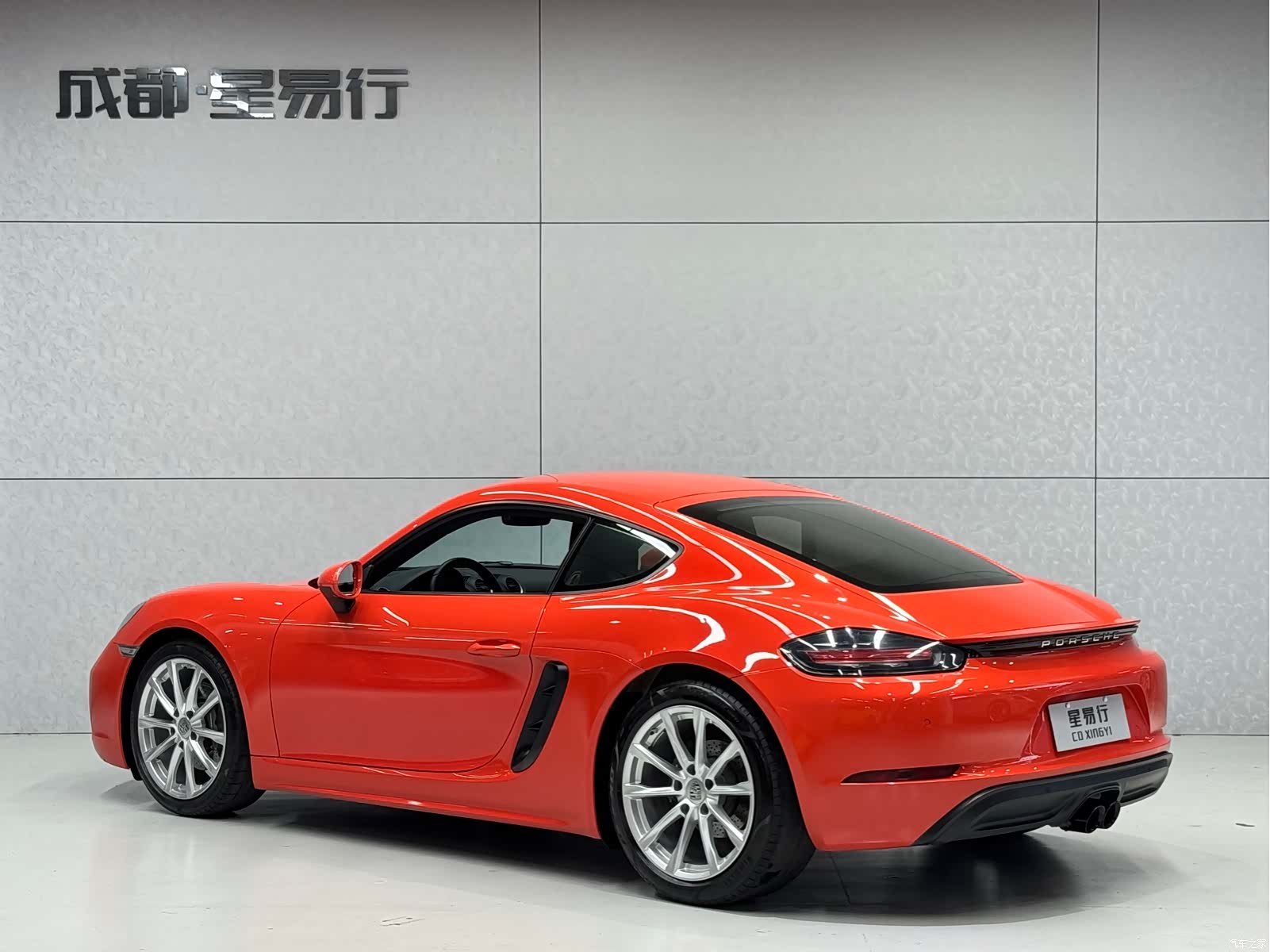 Porsche Cayman, 2017 4