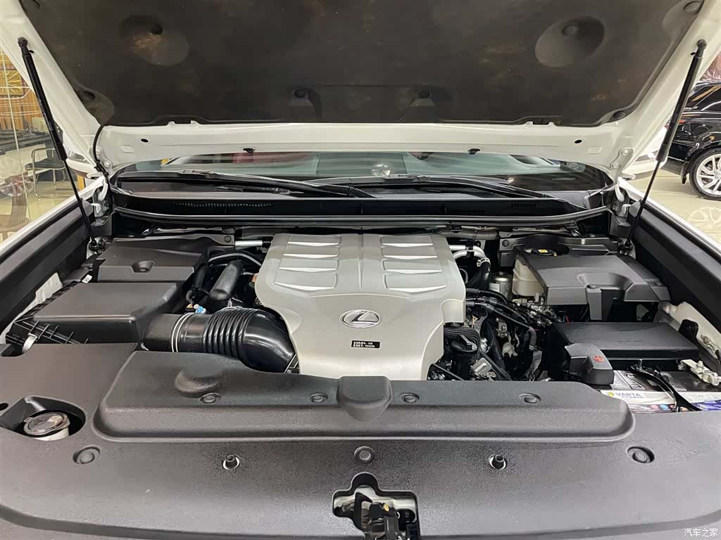 Lexus GX, 2022 11