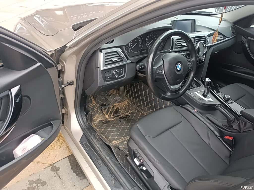 BMW 3 Series, 2017 16