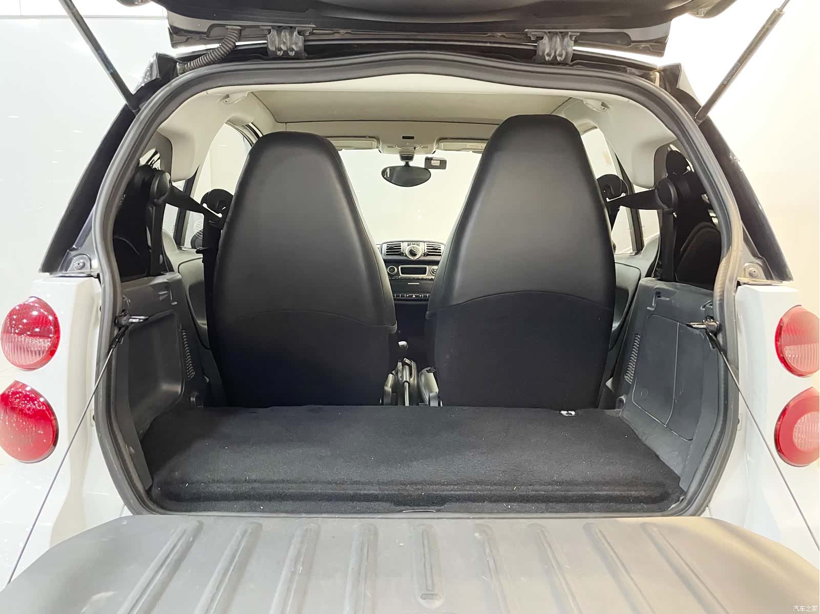 Smart Fortwo, 2015 23