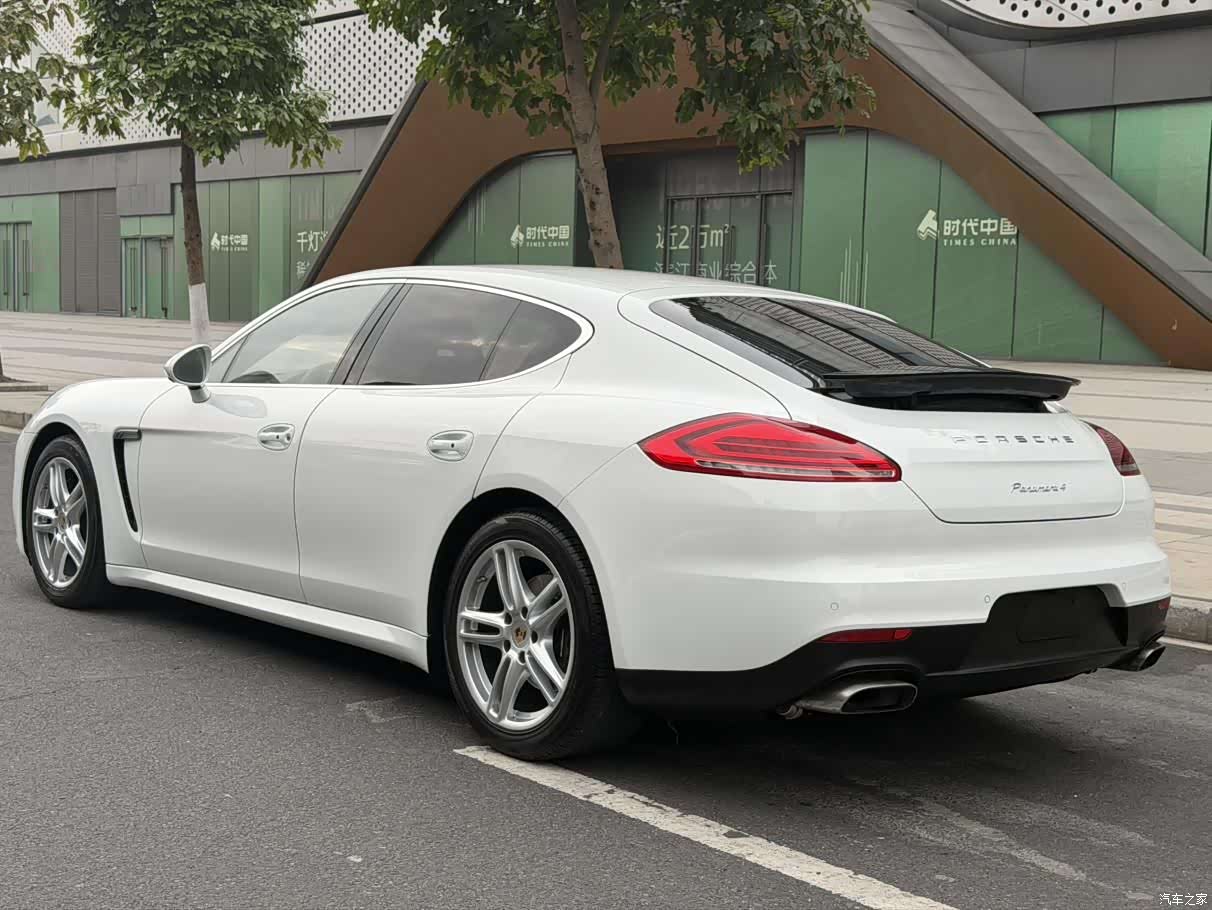 Porsche Panamera, 2014 4