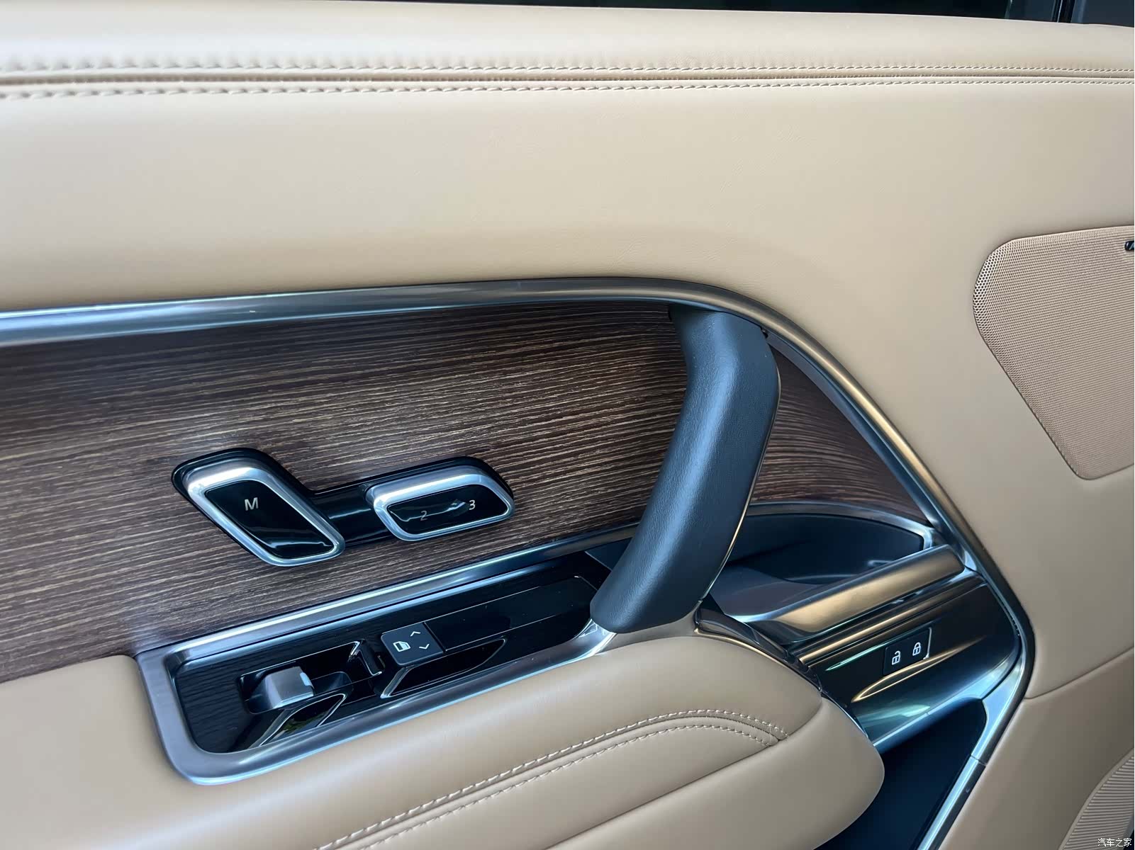 Land Rover Range Rover, 2023 16