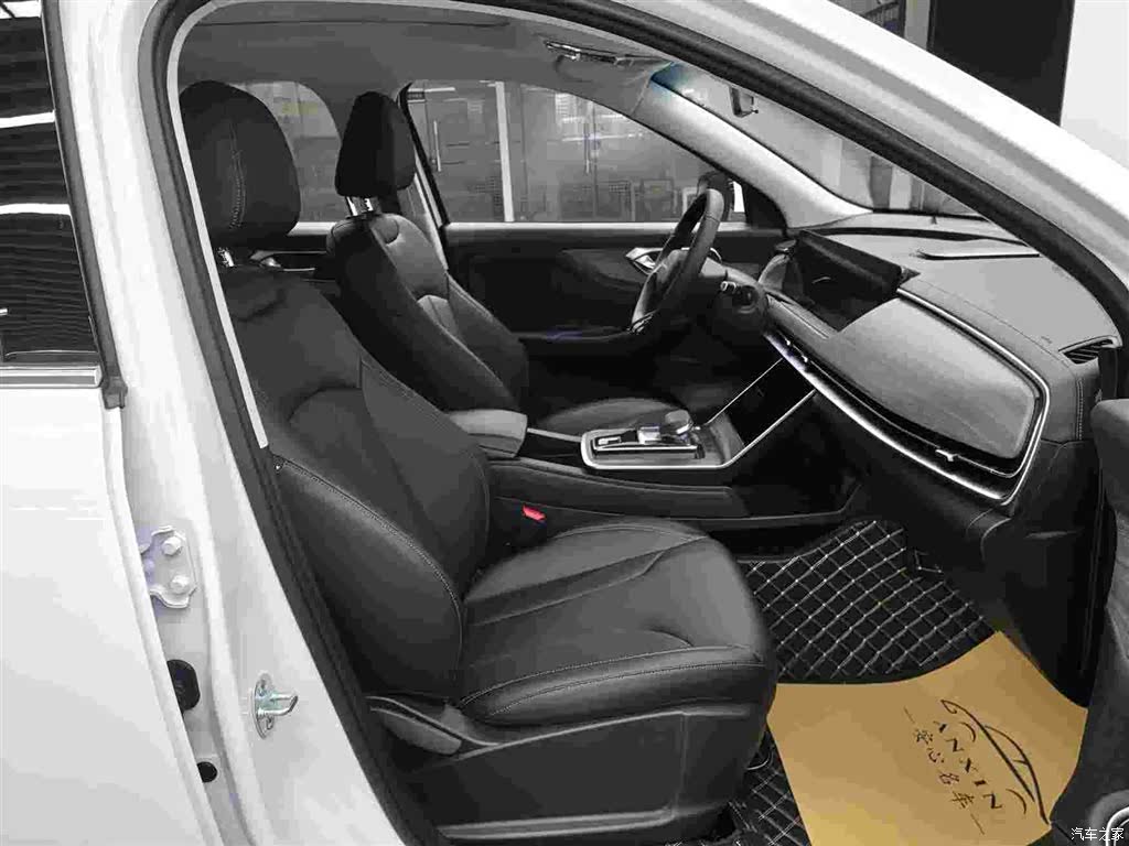 BAIC X7, 2025 11