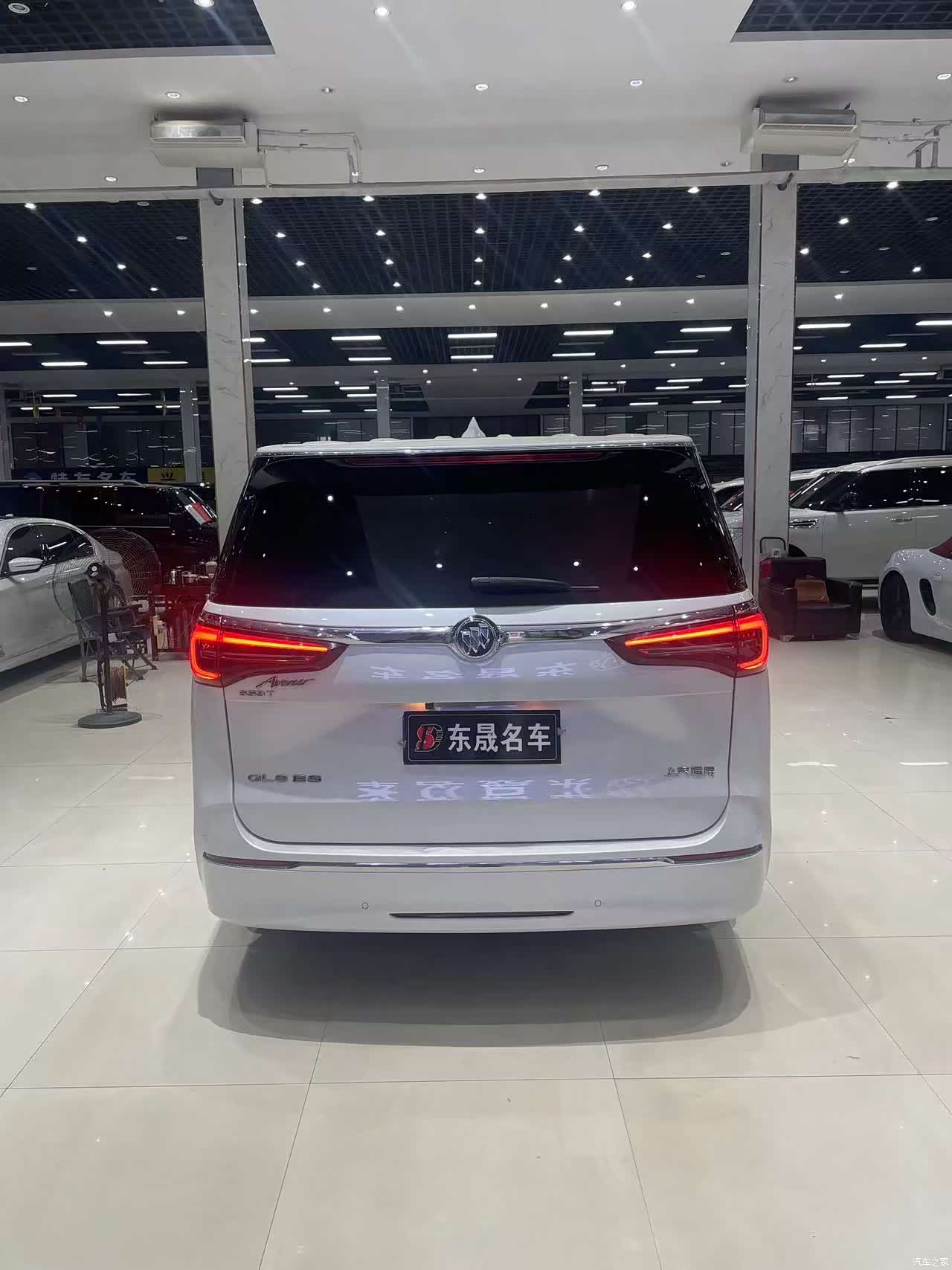 Buick GL8, 2021 8