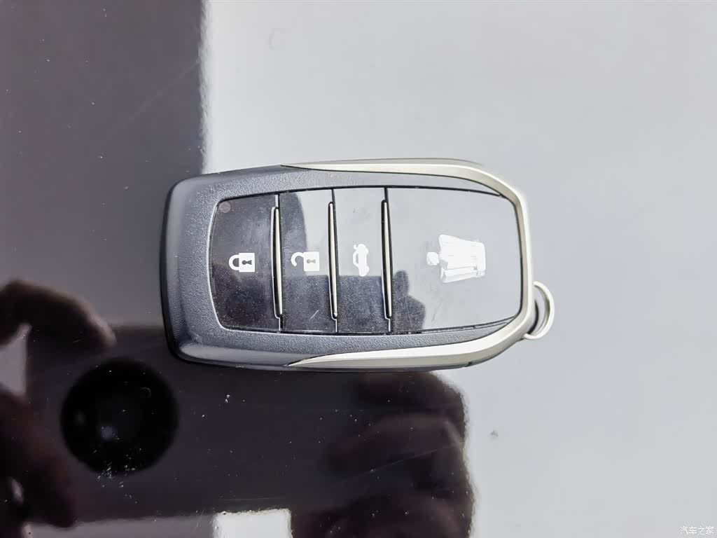 Toyota Crown, 2018 19