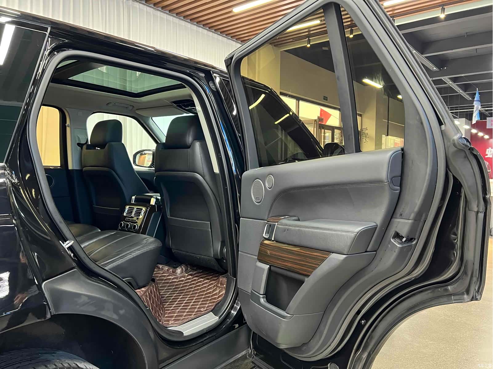 Land Rover Range Rover, 2016 10