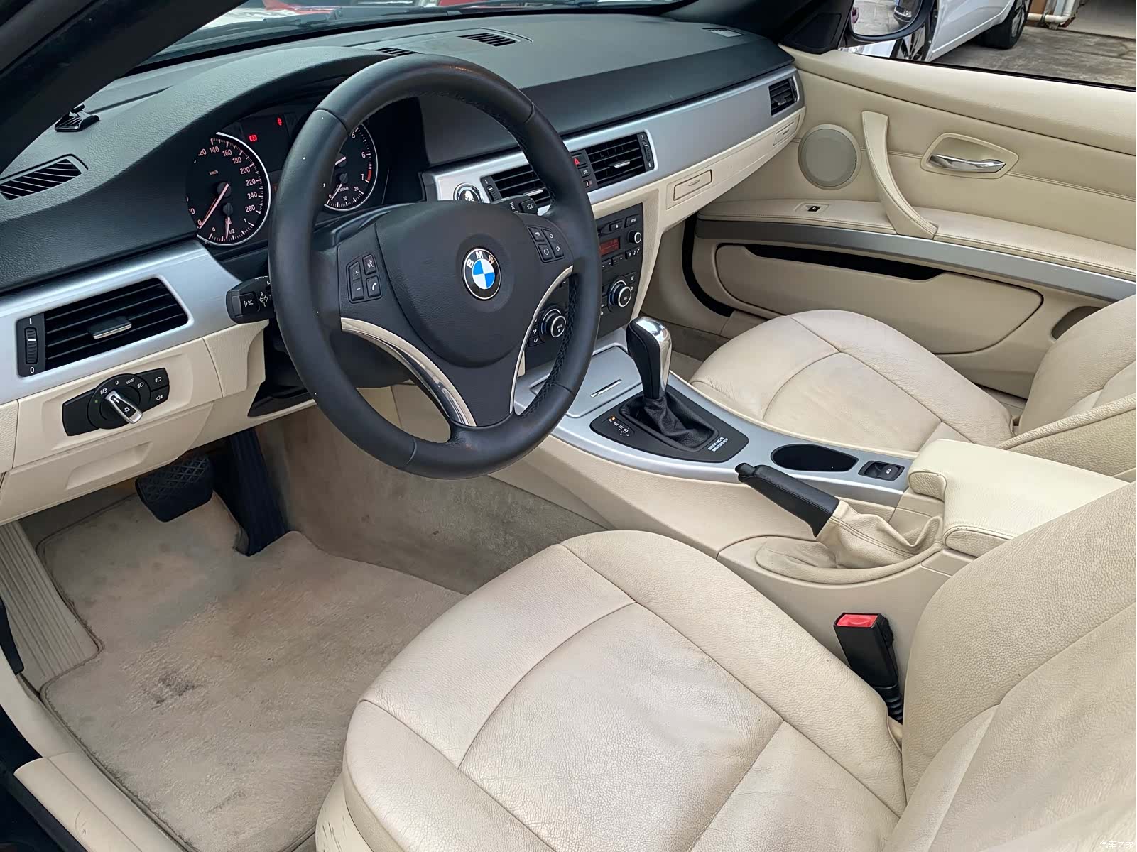 BMW 3 Series, 2011 6
