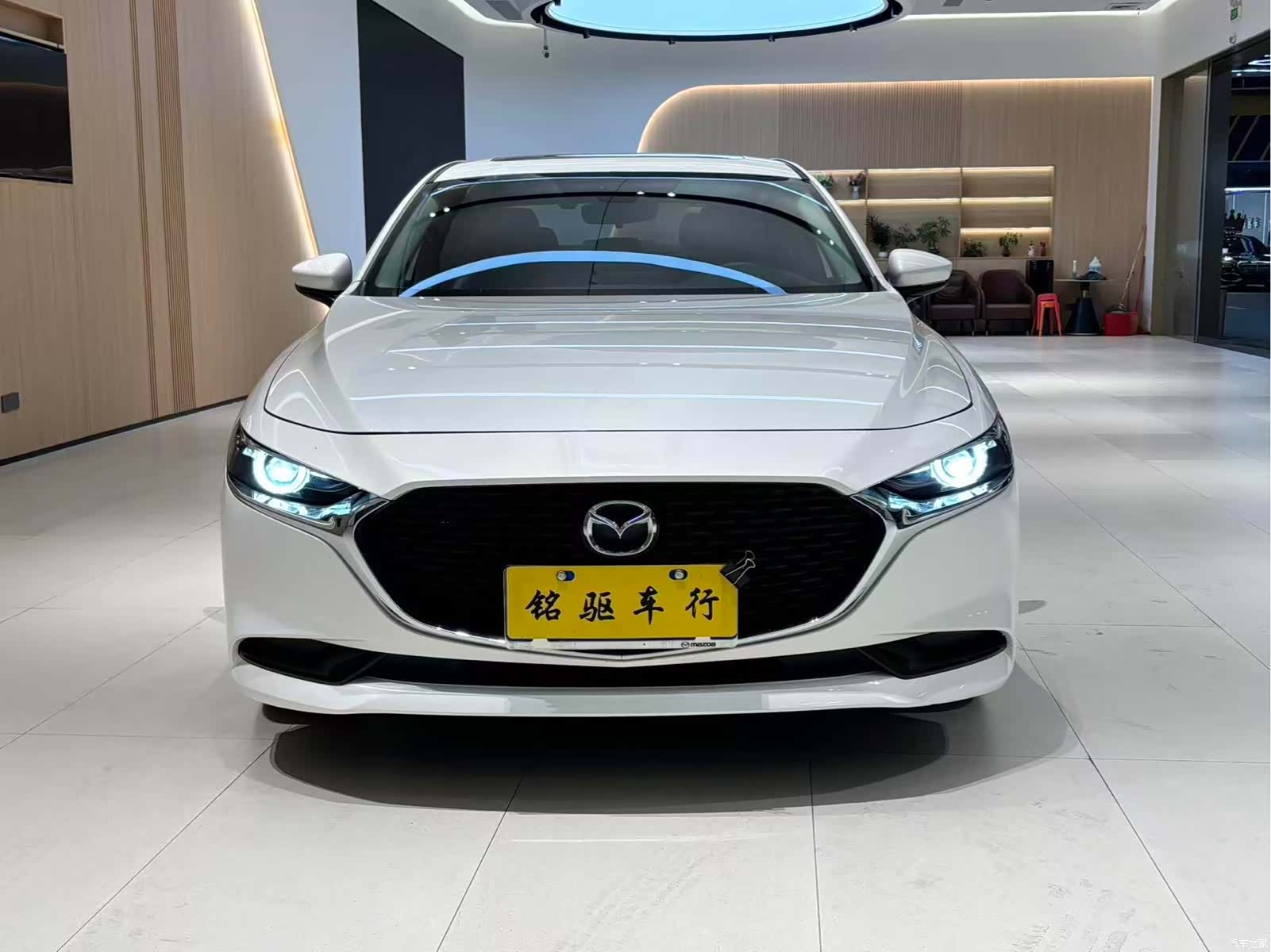 Mazda Mazda3, 2025 2