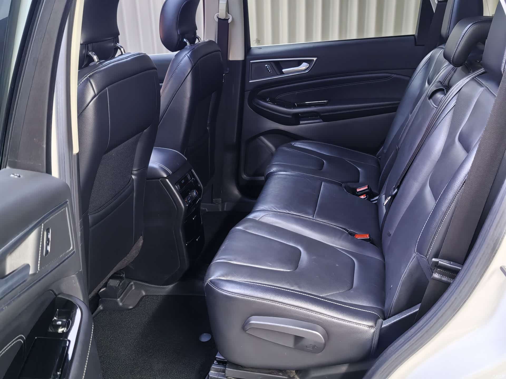 Ford Edge, 2016 21