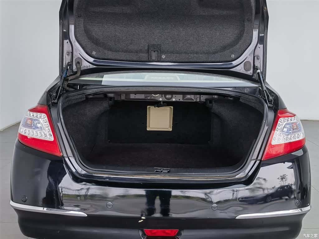 Nissan Teana, 2012 16