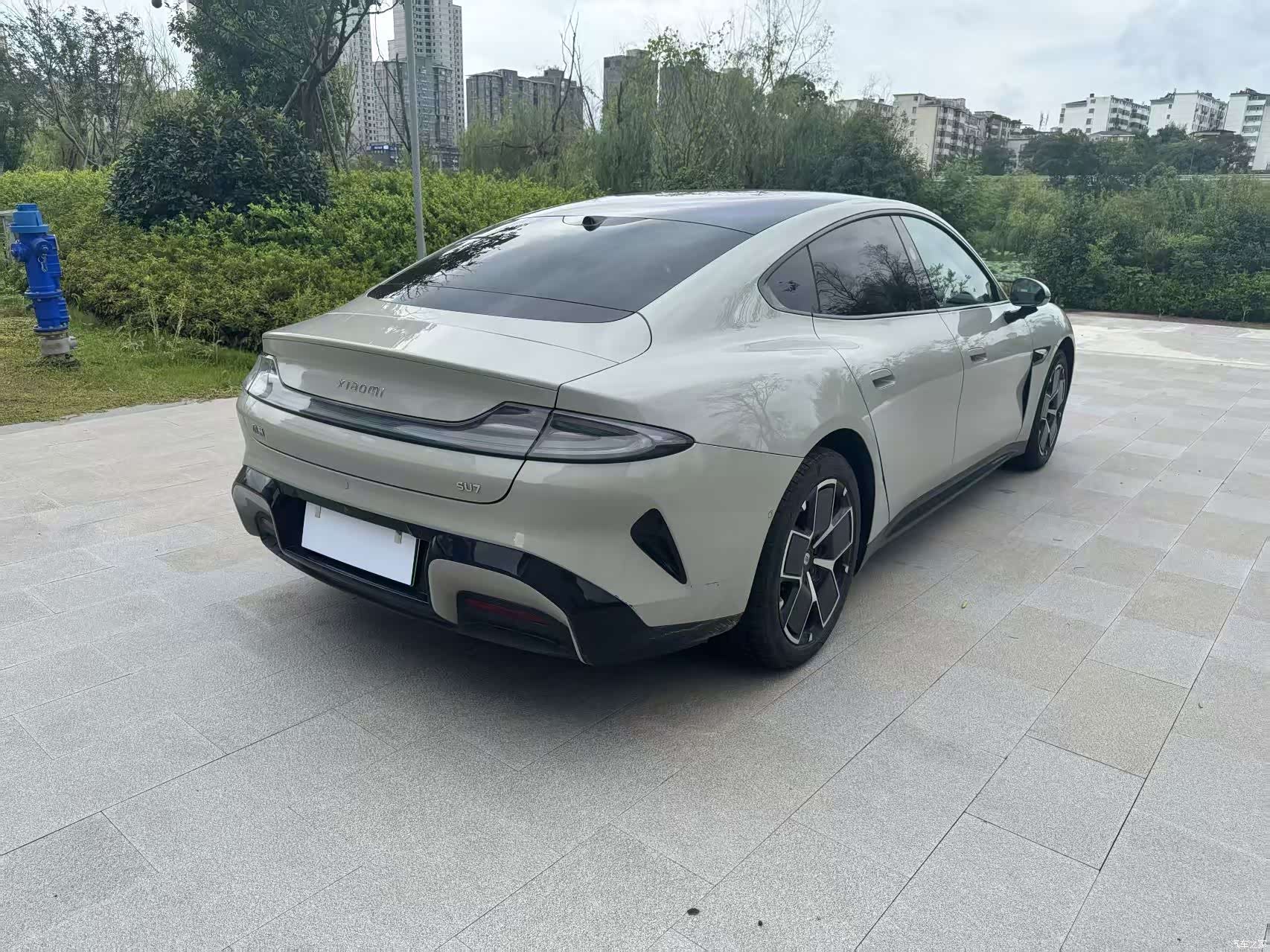 Xiaomi SU7, 2025 6
