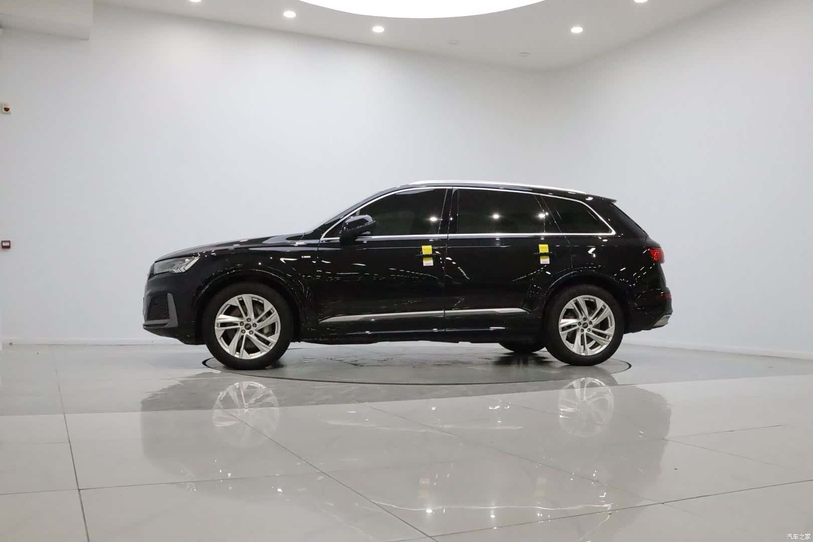 Audi Q7, 2024 8