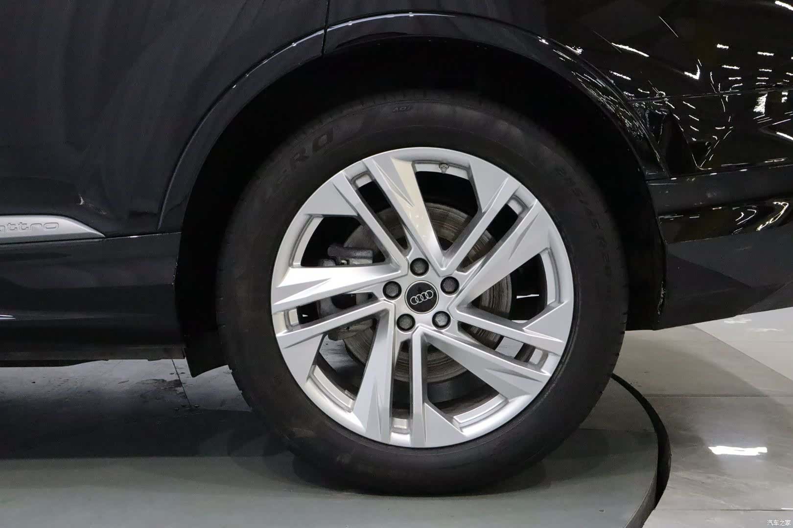 Audi Q7, 2024 19