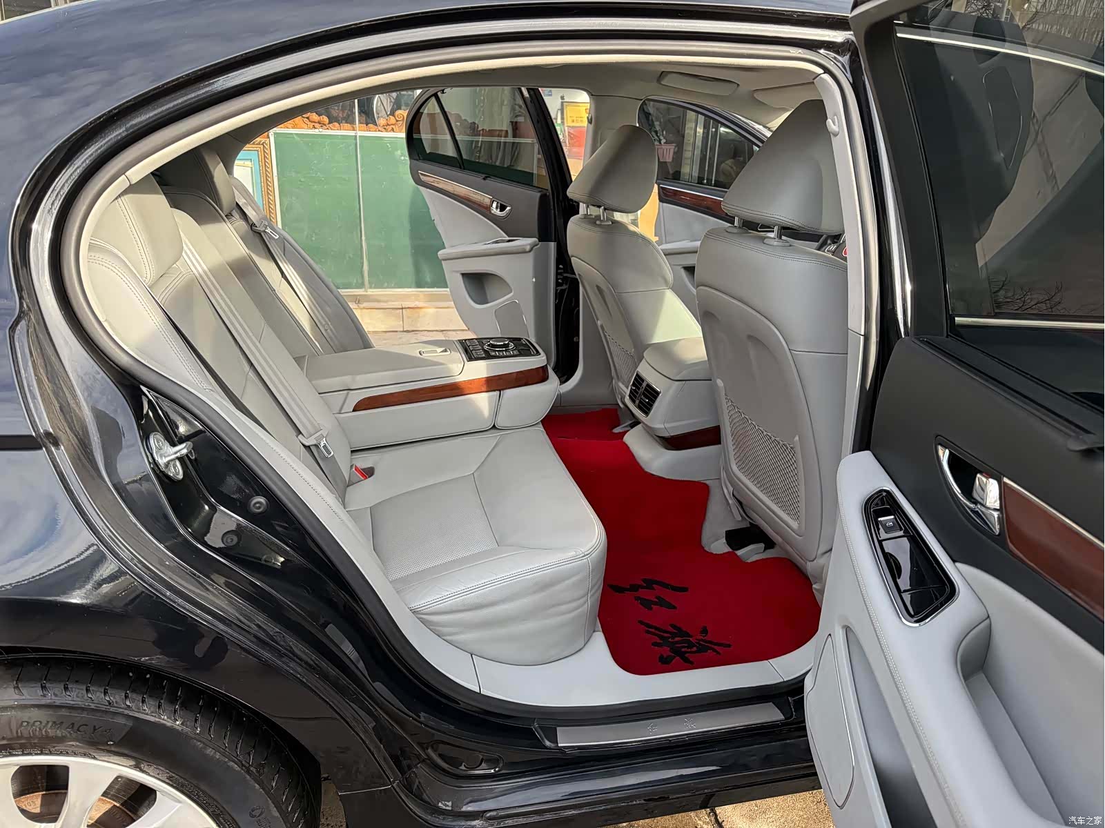 Hongqi H7, 2017 9