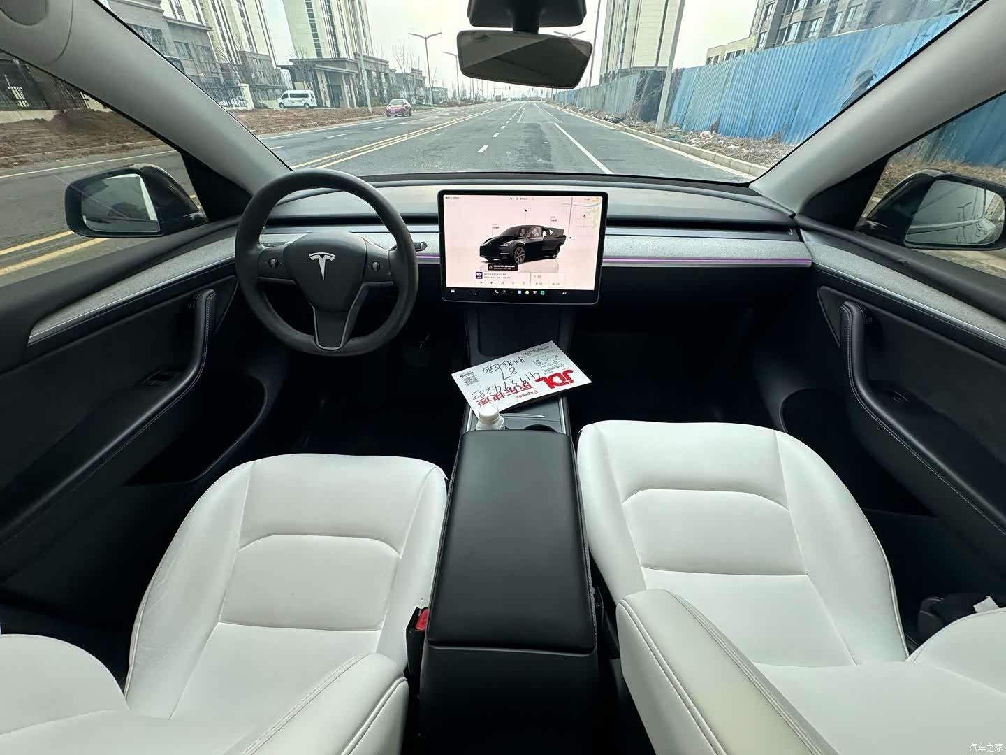 Tesla Model Y, 2024 4